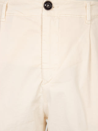 Pantaloni chino con pinces