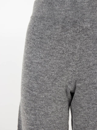 Pantaloni jogger