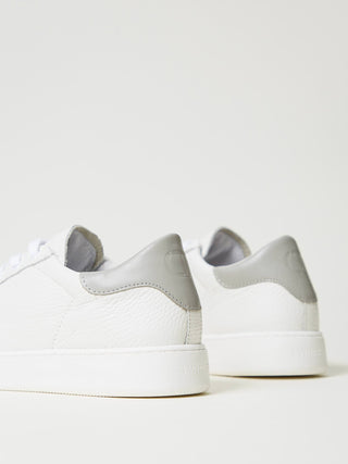 Sneakers in pelle con oval t