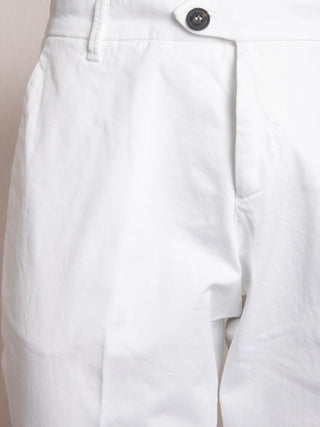 Pantaloni in gabardina