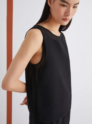 Top smanicato in envers satin