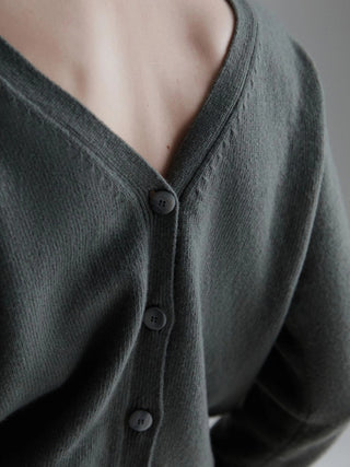 Maglia con scollo posteriore