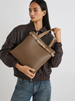 Tote verticale con cintura