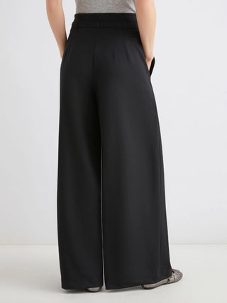 Pantalone a vita alta