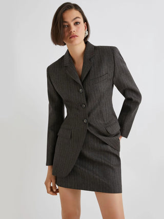 Blazer aderente a tre bottoni