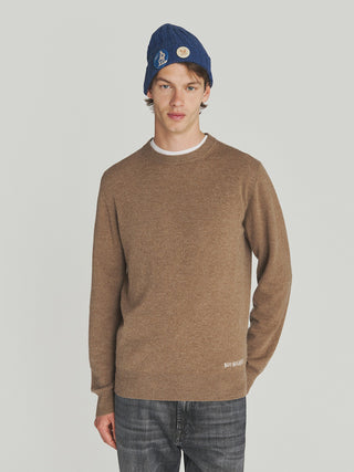 Crew neck man