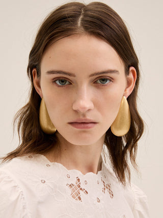 Orecchini oversize goccia