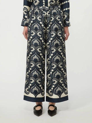 Pantalone fluido in seta stampata