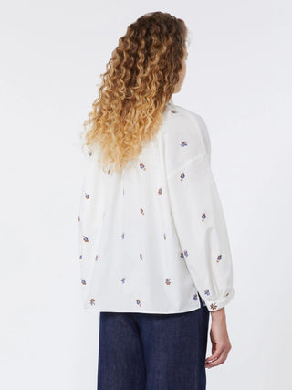 Camicia in popeline con ricami