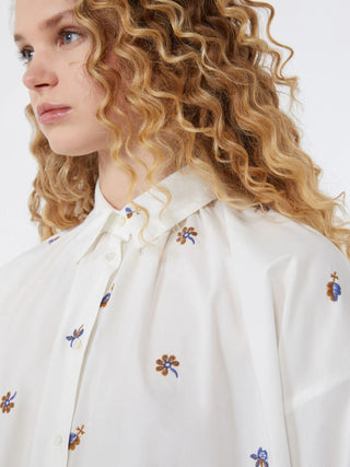 Camicia in popeline con ricami