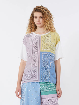 T-shirt in seta stampata e jersey di cotone stretch