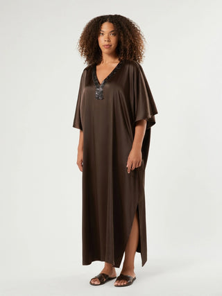 Abito caftano in raso con paillettes