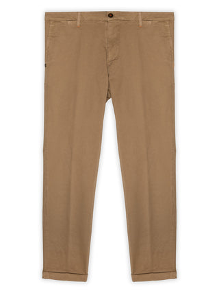 Pantaloni chino mucha