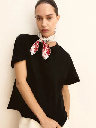 T-shirt in jersey con foulard