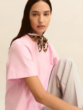 T-shirt in jersey con foulard