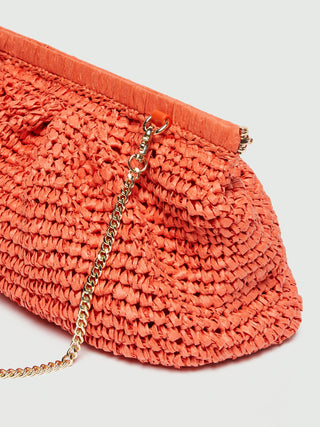 Clutch in rafia