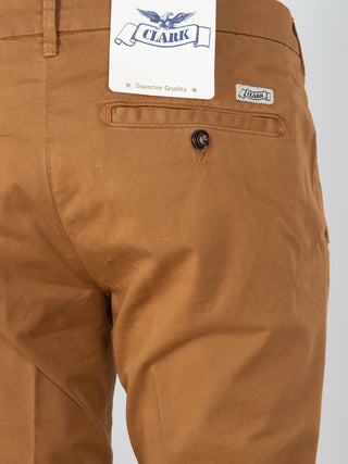 Pantaloni chino in cotone