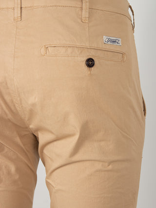 Pantaloni chino in cotone