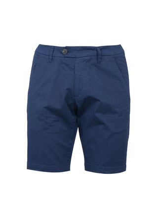 Bermuda shorts in light fabric