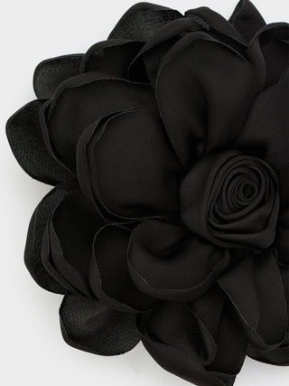 Spilla fiore in tessuto nero